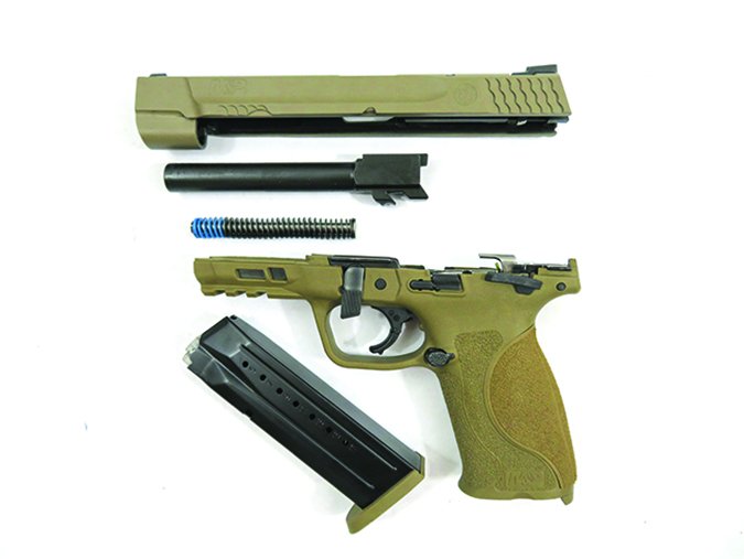 Smith & Wesson M2.0 field strips