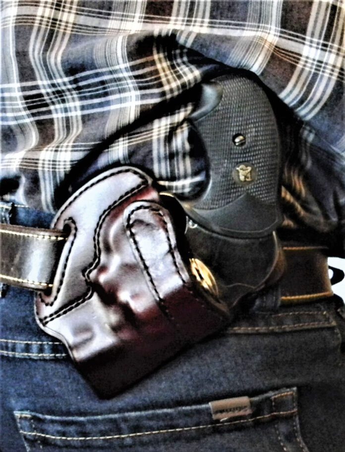 Don Hume Leathergoods DAH revolver holster 5